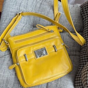 NEW croft & barrow Yellow Leather Crossbody Bag with Silver Hardware